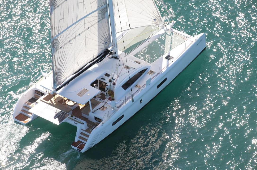2028 OUTREMER 5X