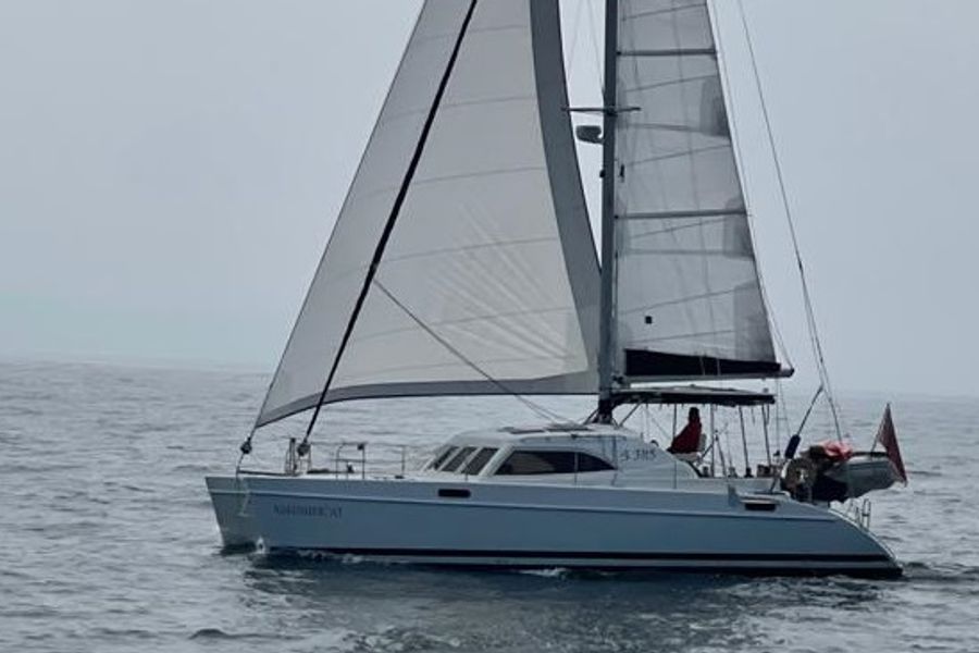 2005 BROADBLUE 385