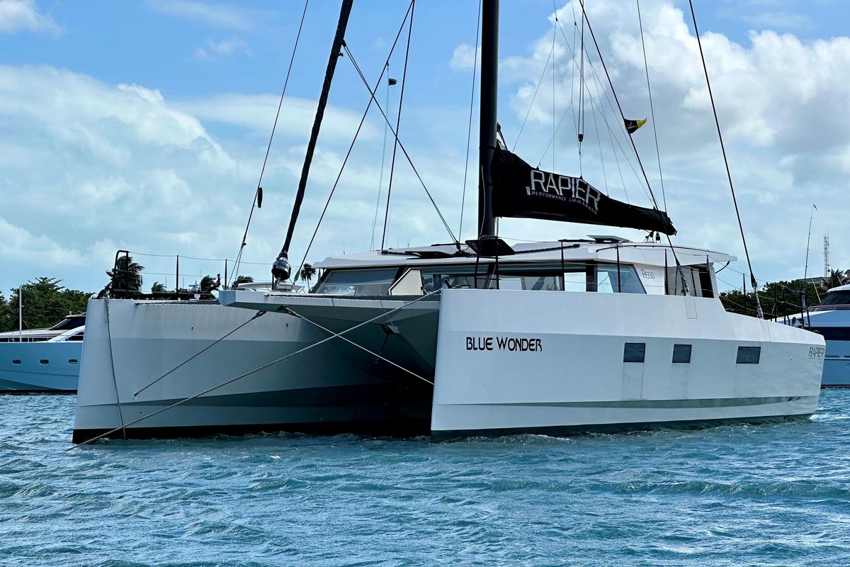 2015 RAPIER 550 BY BROADBLUE
