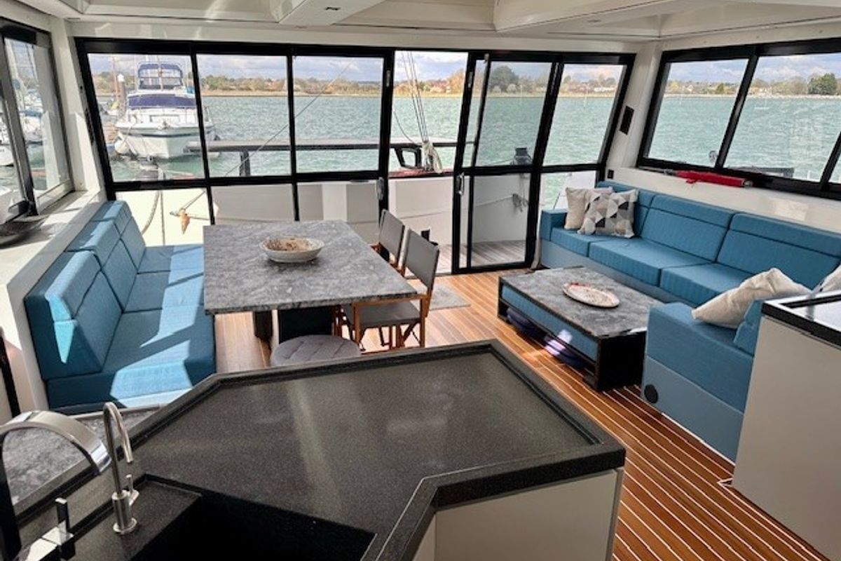 2015 RAPIER 550 BY BROADBLUE