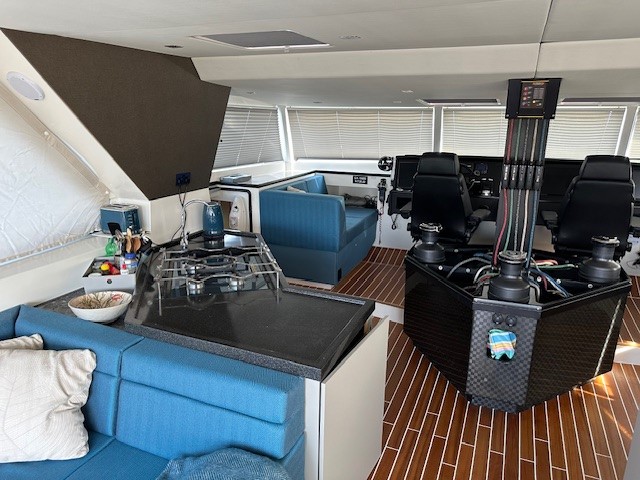 2015 Rapier 550 By Broadblue