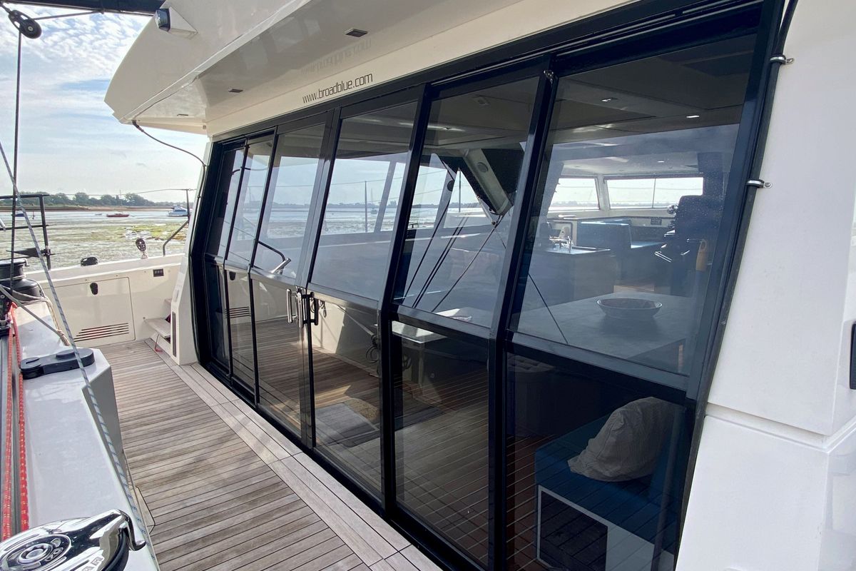 2015 RAPIER 550 BY BROADBLUE