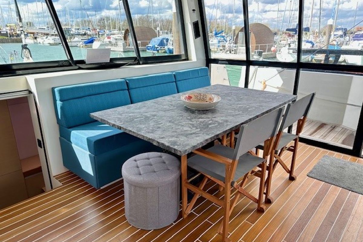 2015 RAPIER 550 BY BROADBLUE