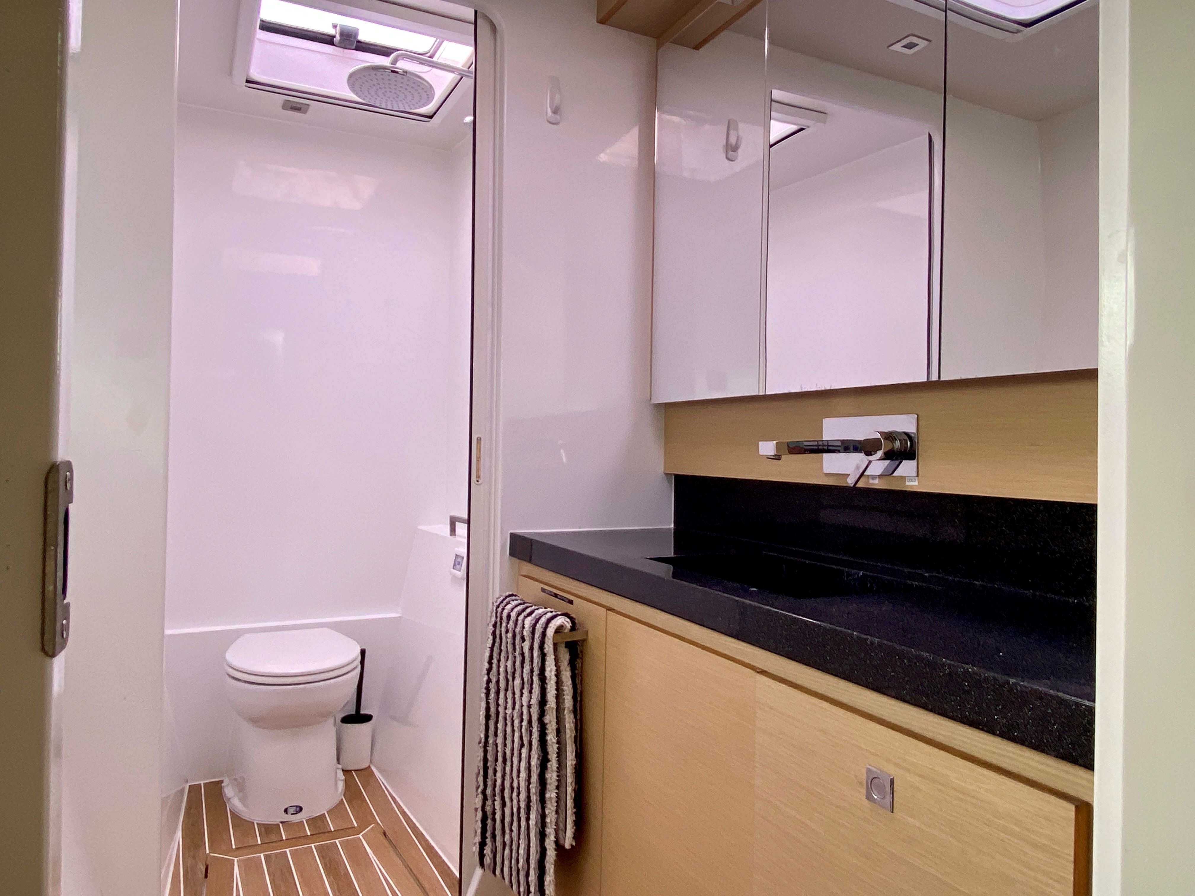 2015 Rapier 550 By Broadblue