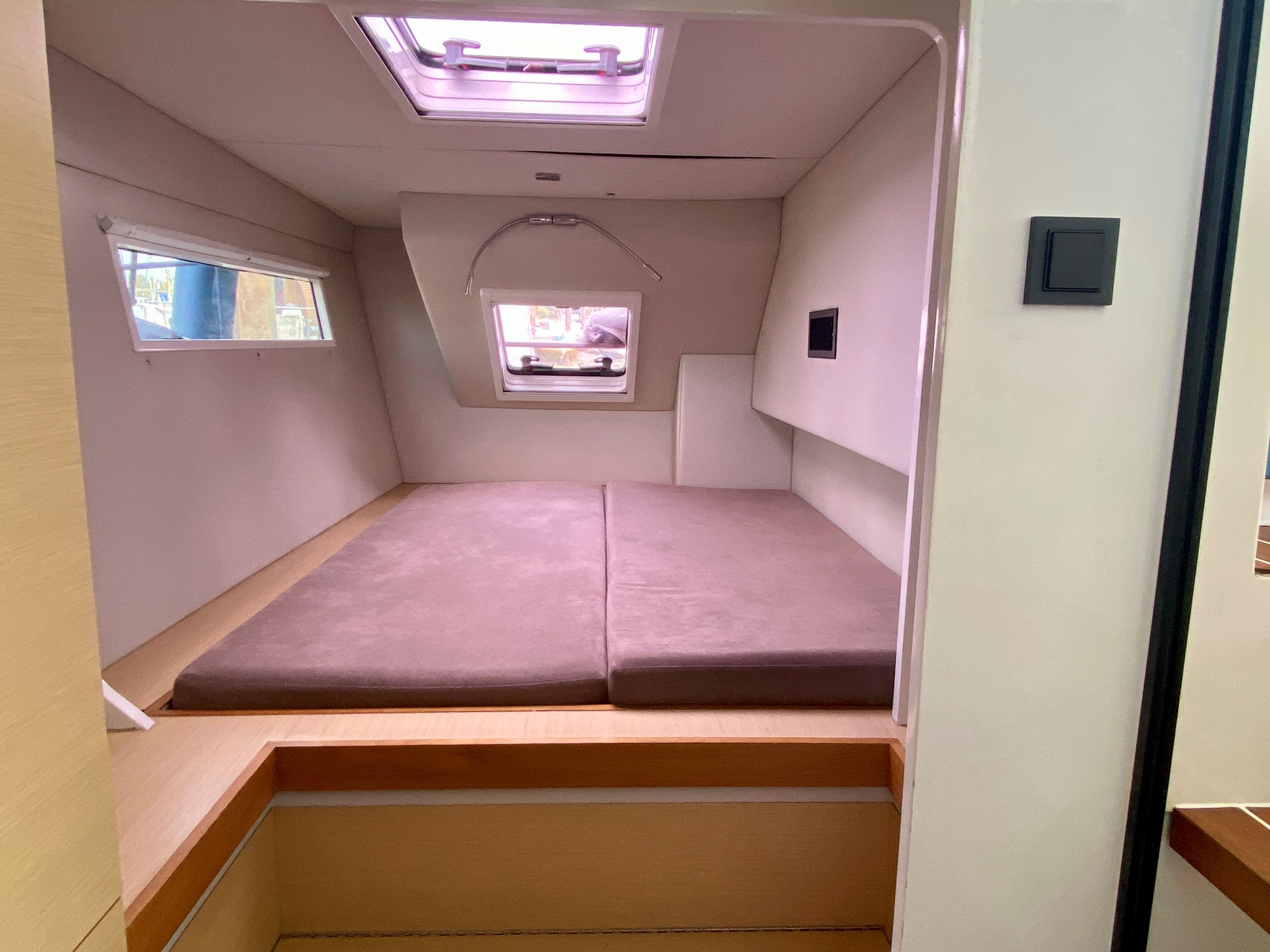 2015 Rapier 550 By Broadblue