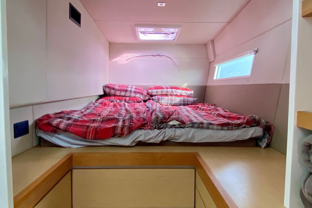 2015 RAPIER 550 BY BROADBLUE