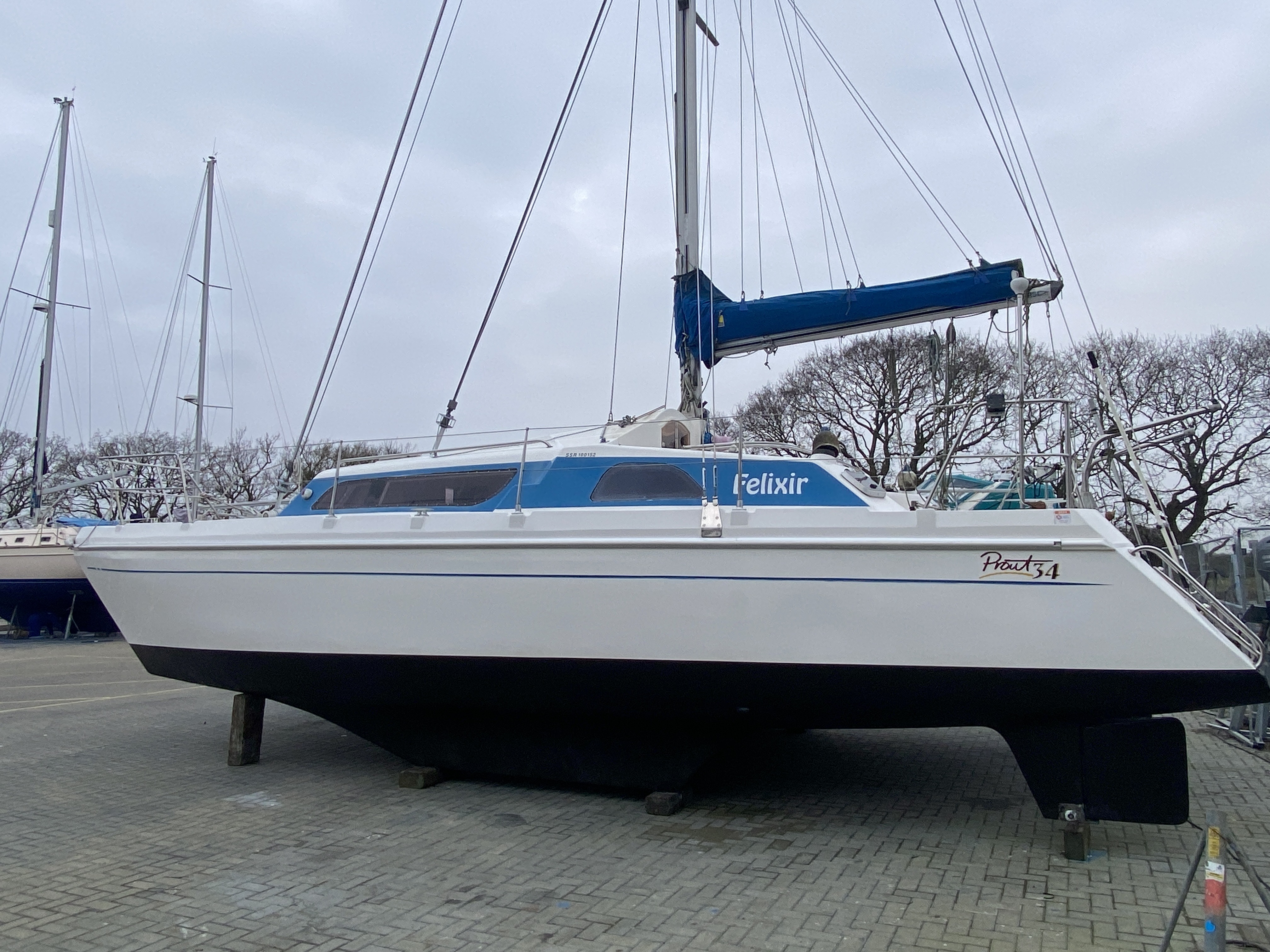 2001 PROUT ESPRIT - EVENT 34