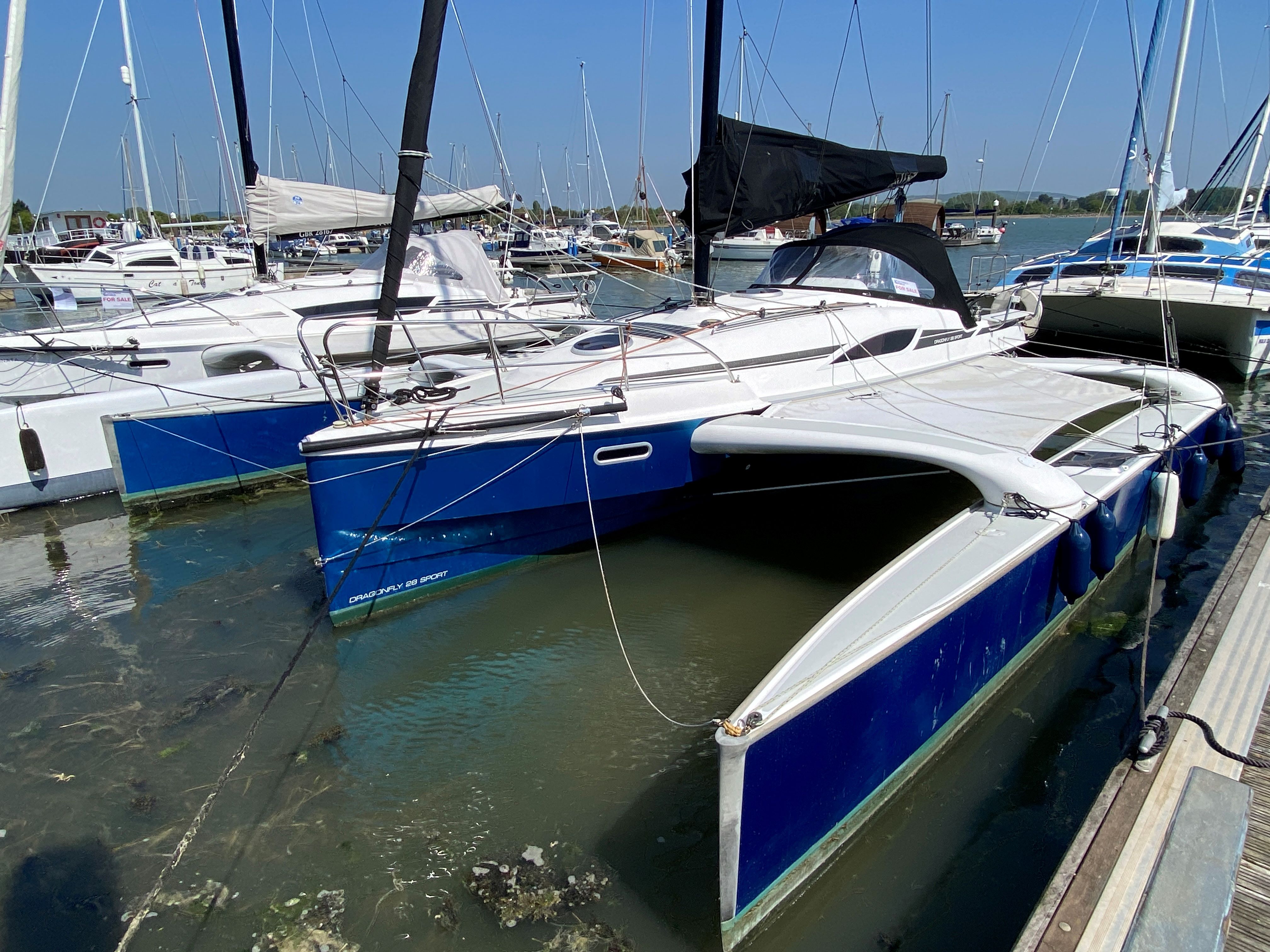 2014 DRAGONFLY 28 SPORT