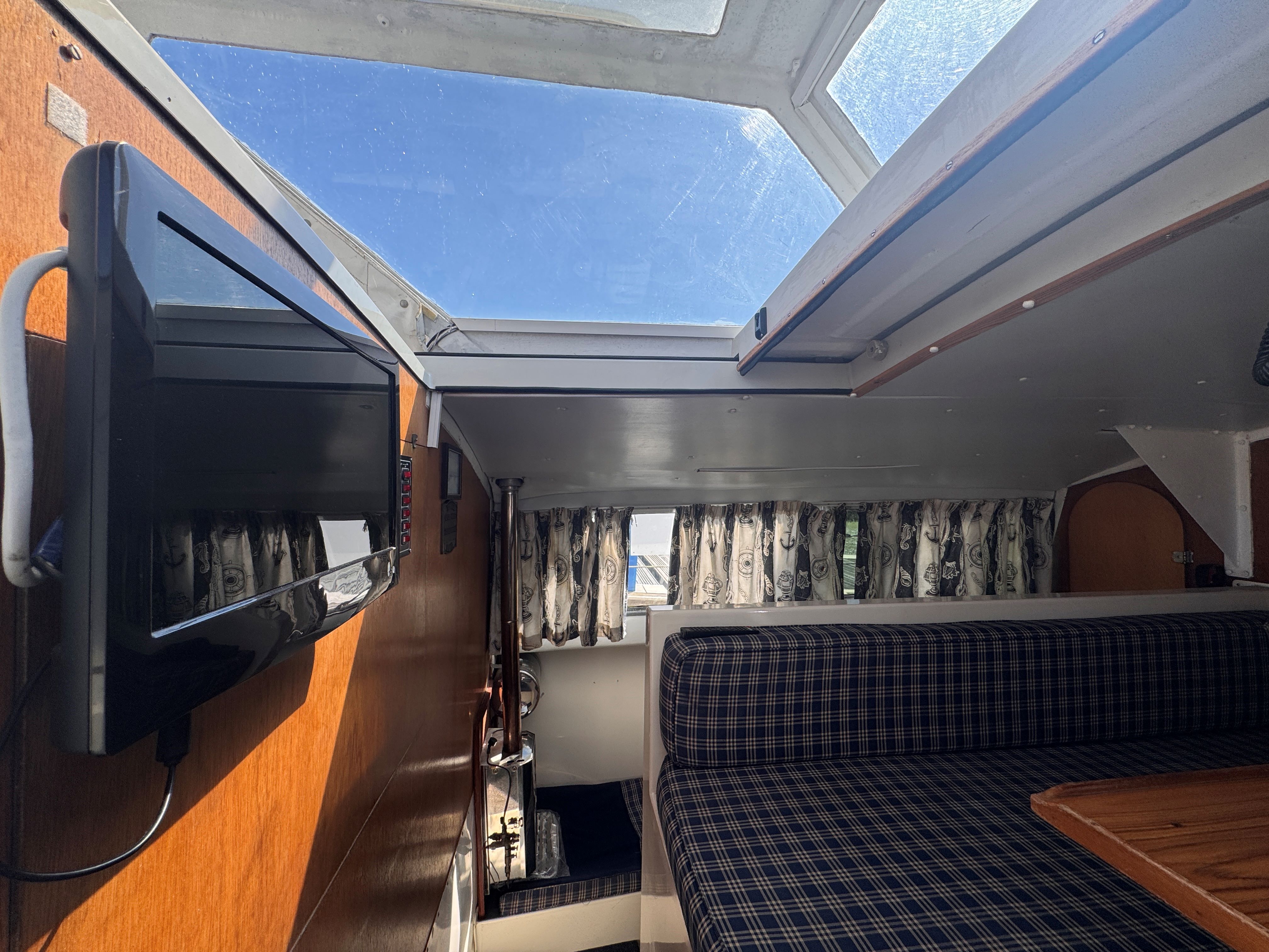 1977 Catalac 8m