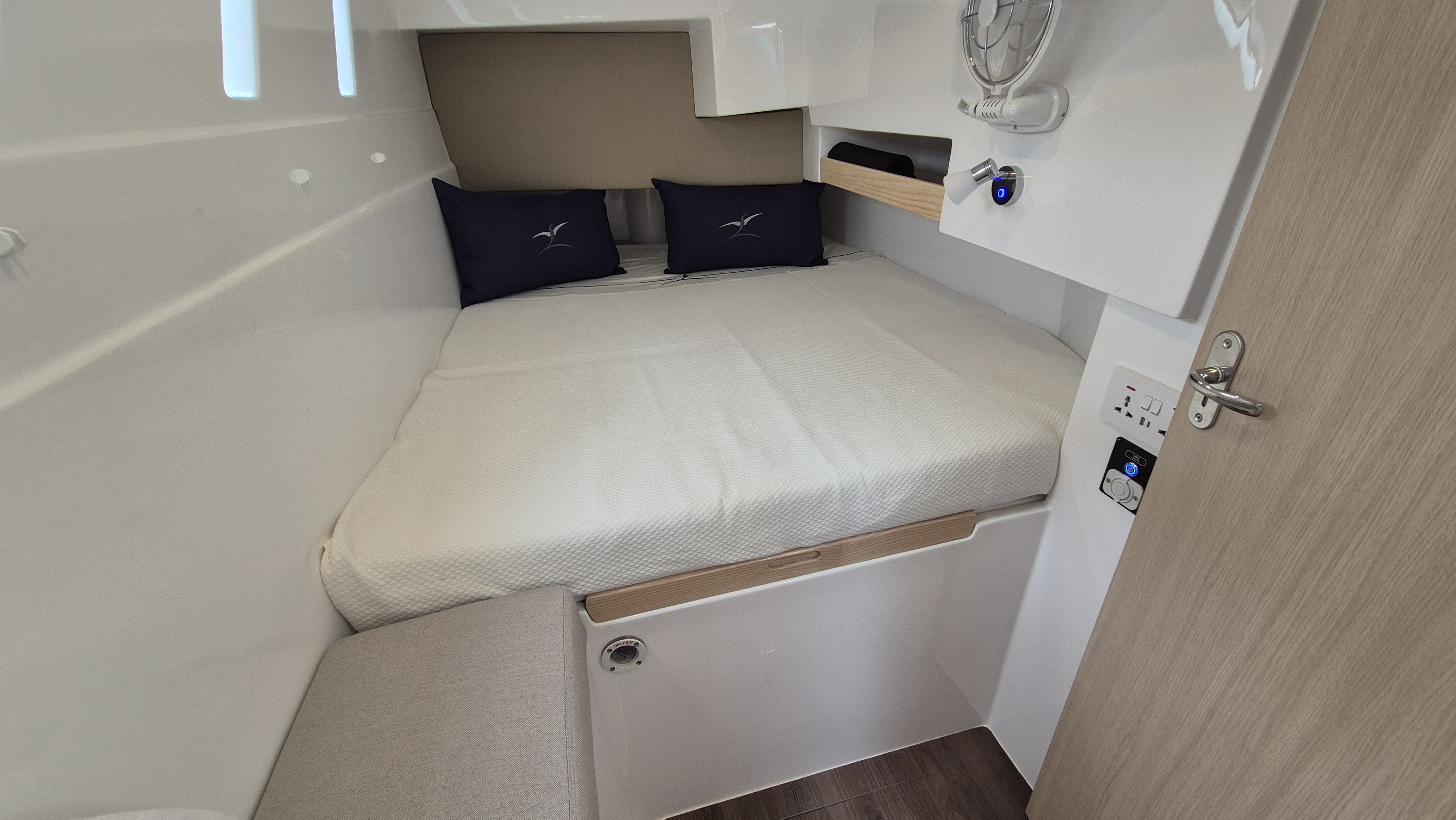 2027 Seawind 1170