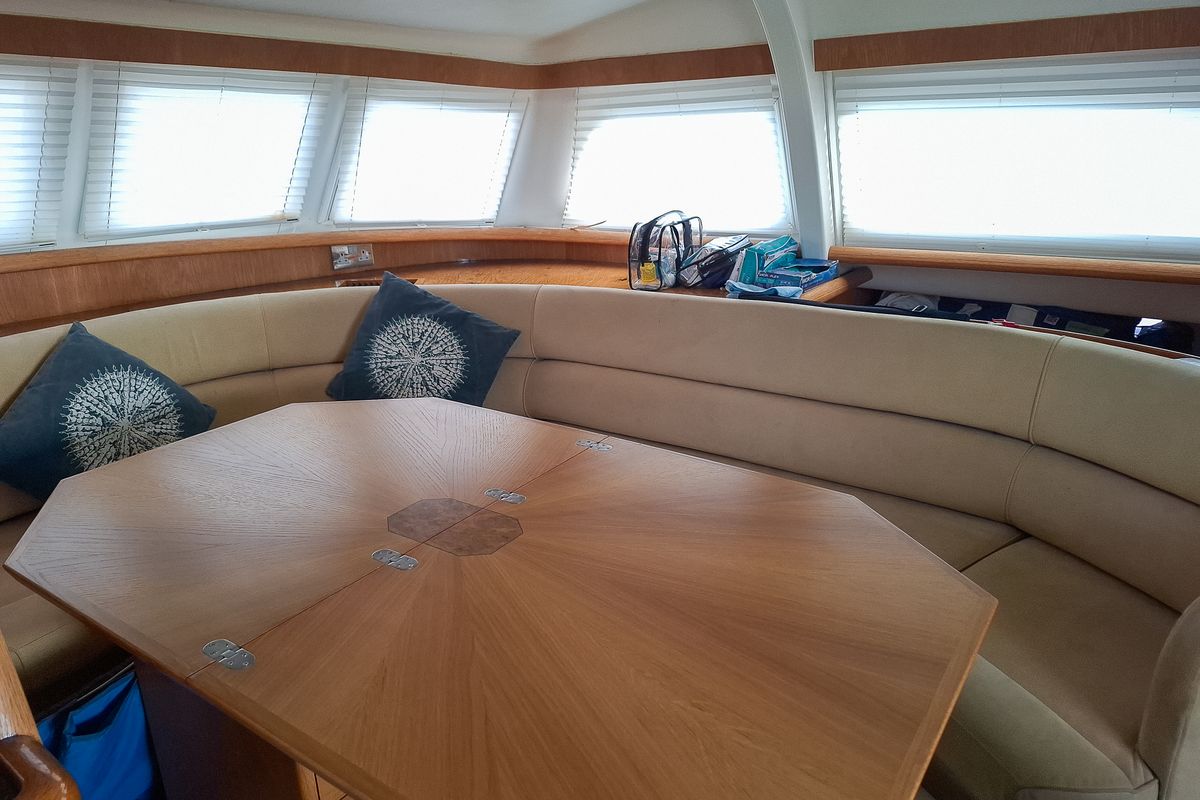 2006 Broadblue 435