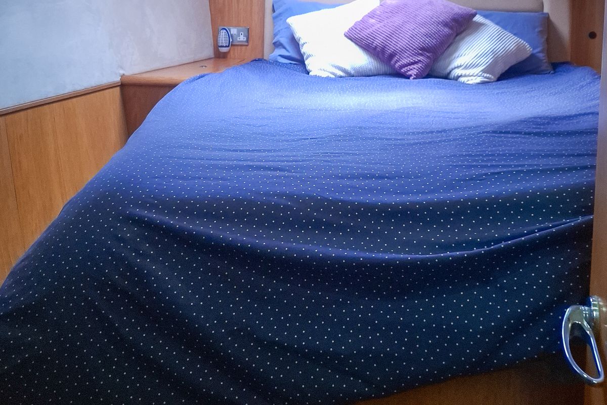2006 Broadblue 435